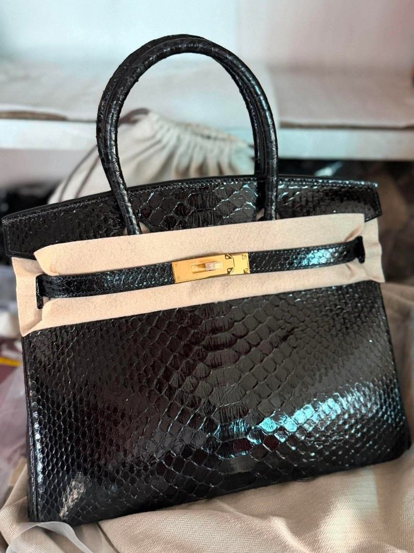 Python birkin in 30cm (Category: Luxury Bags & Wallets) located in Bacoor. Submitted by theluxarybelongings (Listing ID 1446495019, Image 3). Description: 3 types available! rare piece collection fully handstitched stamp K mop: cash, gcash, bank transfer delivery: ok meetups: macapagal blvd, pasay sure buyer only pls Godbless!.