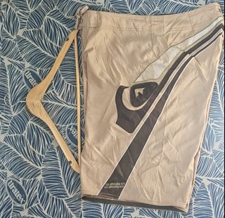 (Category: ) located in . Submitted by luckilythrift (Listing ID 1446352196, Image 1). Description: .