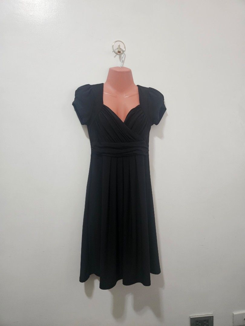 Rated E Black Corporate Office Classic Dress (Category: Dresses) located in Makati City. Submitted by hellok08 (Listing ID 1446368481, Image 2). Description: Rated E Dress Free size In excellent used condition Slightly stretchy Neckline is really pretty in actual Best fits small to medium frames Approximate measurements, in inches: Armpit to armpit - 16 Waist - 13 Length - 34 MOP: BPI/GCash/Unionbank Pick up in Makati via Grab or Lalamove c/o buy