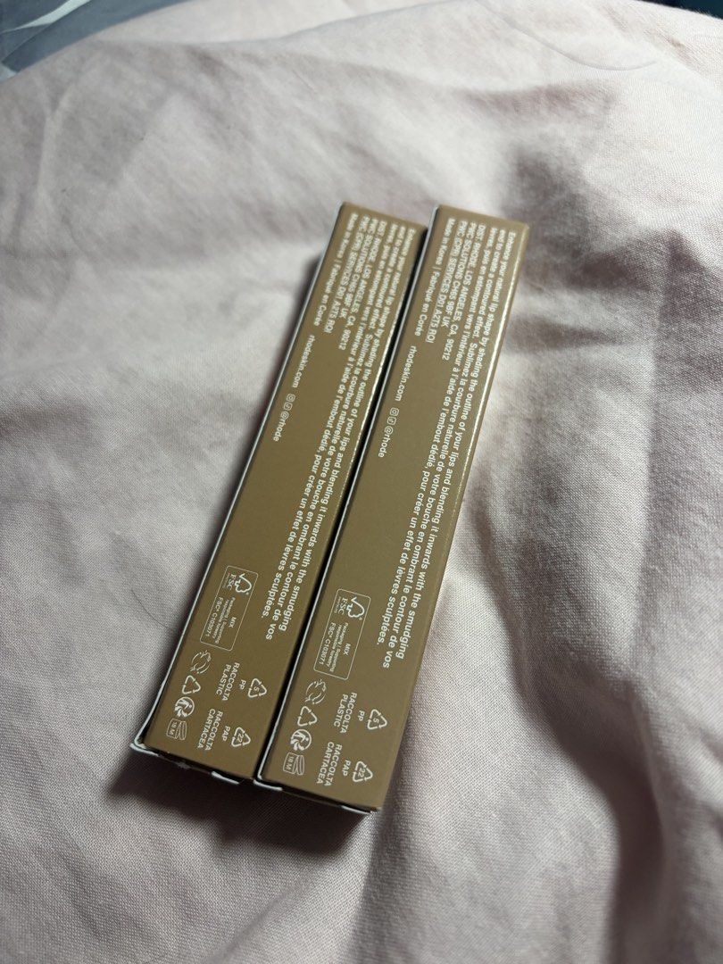 Rhode Peptide Lip Shape (Category: Makeup) located in Caloocan City. Submitted by vi4gustongbumili (Listing ID 1446528589, Image 3). Description: Rhode Peptide Lipshape Rfs: Di na magagamit -Pinasabuy sa relative 1700 Each Fixed 3,500 Get all Brand-new and Authentic Shades: Lean Press Loc: Maypajo South Caloocan Money back guaranteed if proven fake. .