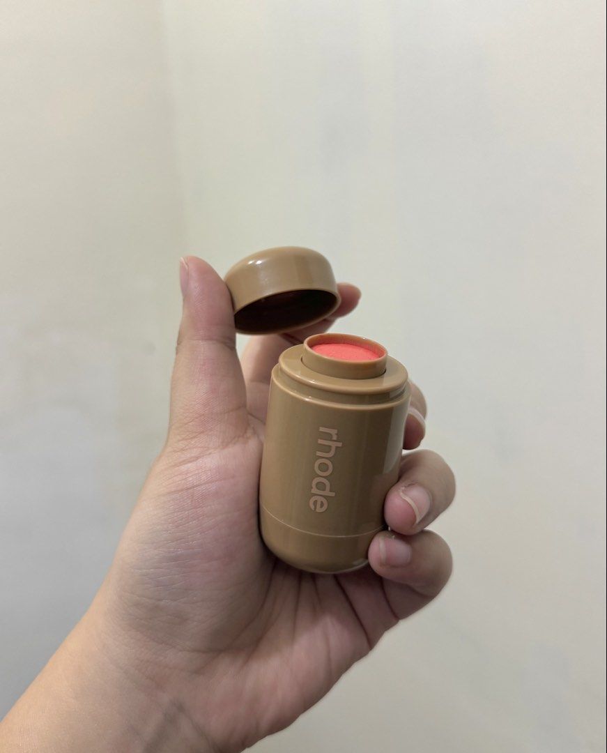 Rhode Pocket Blush - Shade Spicy Marg (Category: Makeup) located in Cebu City. Submitted by pinkflames05 (Listing ID 1446419369, Image 3). Description: - Rhode Pocket Blush - Shade Spicy Marg - Perfect for everyday wear - Features a sleek, minimalist tube - Easy to carry and use on the go - NO RETURN, NO EXCHANGE! - Used 3x (6 swipes to be exact) - Issue: Melting a little - 💯AUTHENTIC! NO BOX! Please manage expectations and vary from the photo b
