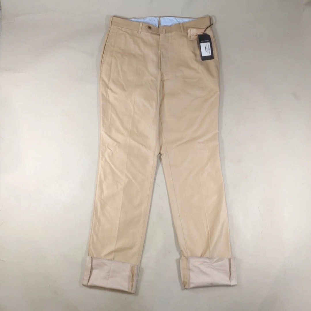 Ring Jacket RE073F07 Khaki Chino Pants (Category: Chinos) located in Roxas City. Submitted by fadesandpatinas (Listing ID 1446417019, Image 1). Description: Ring Jacket RE073F07 Khaki Chino Pants Tagged 48 Fits 32-33" Measurements: Waist - 16.7" Rise - 13" Thighs - 11.8" Inseam - 37" Length - 48" Hem - 8.1" Authentic Ring Jacket RE073F07 Khaki Chino Pants, expertly crafted in Japan using premium Master Seed® fabric, renowned for its superior fibe