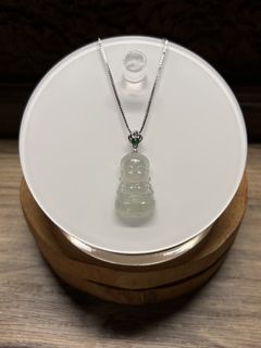 (Category: ) located in . Submitted by Shi_Shang_Jewelry (Listing ID 1446386168, Image 1). Description: .