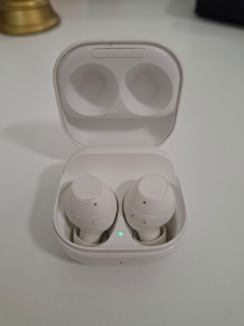 Samsung Galaxy Buds White Wireless Earbuds