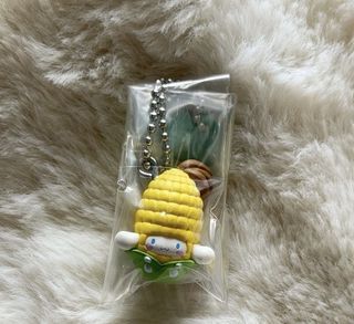 (Category: ) located in . Submitted by rainbowshines (Listing ID 1446399756, Image 1). Description: .