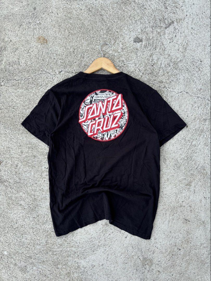 Santa Cruz Skateboard Tee (Category: Tshirts & Polo Shirts ) located in San Jose. Submitted by jerown (Listing ID 1445743618, Image 1). Description: •L26 x W19 •COLOR RATE 9.5/10 •GOOD CONDITION •MINIMAL HAIRLINE CRACK .