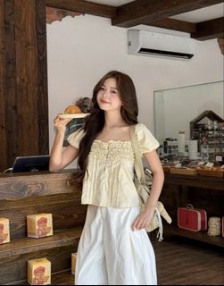(Category: ) located in . Submitted by xuanwears (Listing ID 1446367195, Image 1). Description: .