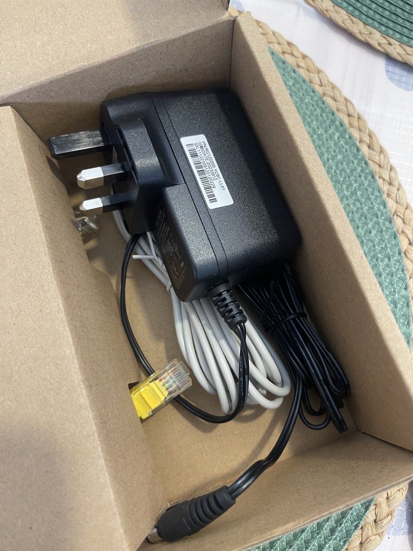 Singtel XGS Optical Network Unit with Wifi Router494498606597416961