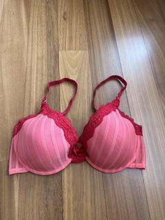 (Category: ) located in . Submitted by ladyshop01 (Listing ID 1446397831, Image 1). Description: .