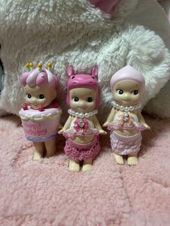 (Category: ) located in . Submitted by 11notinterested (Listing ID 1446401517, Image 1). Description: .