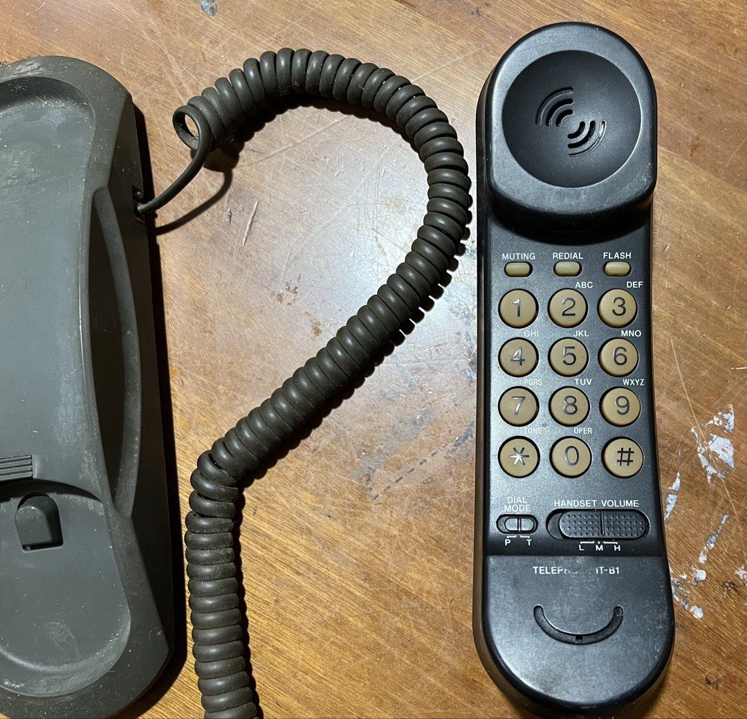 Sony IT-B1 Corded Telephone with Base494775539367290882