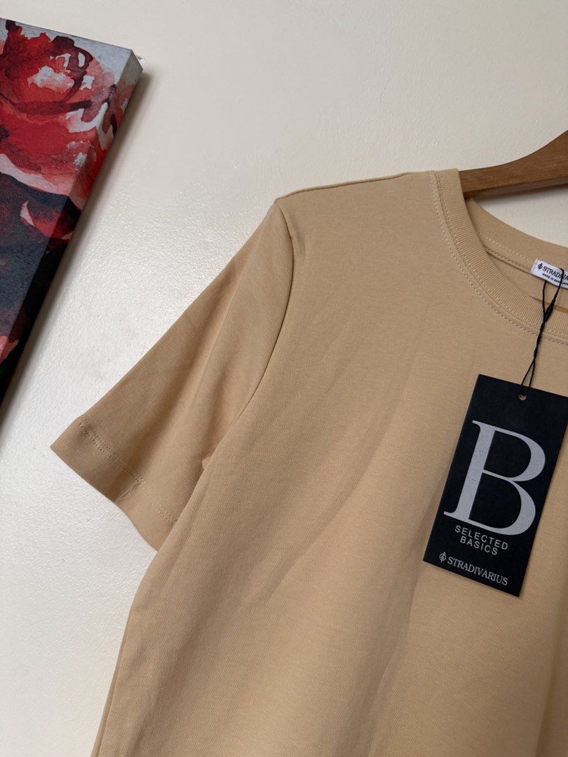 Stradivarius crew neck top (Category: Shirts) located in Makati City. Submitted by cutefabph (Listing ID 1446428647, Image 3). Description: 🛍️Pls.take time to read… 🛍️ Pls take note that some ww photos are inspired & not the actual one itself. 🛍️🛍️Gentle Reminder:🛍️🛍️ We measured every item esp trousers & other bottoms thru flat-lay… We will not allow refund & return anymore. So pls take time to read the description box to avoid hassle on b