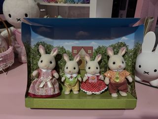 (Category: ) located in . Submitted by yearofthebunny (Listing ID 1446410492, Image 1). Description: .