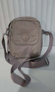 (Kategori: ) berada di . Dikirim oleh kamyaa_ (ID iklan 1446447083, Gambar 1). Deskripsi: .