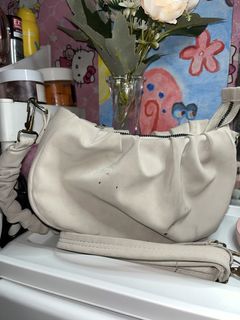 (Kategori: ) berada di . Dikirim oleh lovedby.annaaa (ID iklan 1446348857, Gambar 1). Deskripsi: .