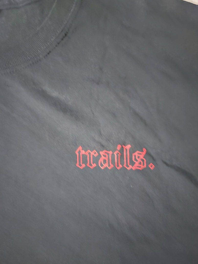 Trails (eclipse) (Category: Tshirts & Polo Shirts) located in Karangan. Submitted by thirstee666 (Listing ID 1446360510, Image 2). Description: Pit : 21x29 Tag : gildan ultra cotton Price excludes postage .