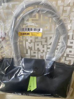 （分類：）位於 。 由 sererese 提交（商品編號 1446534330，圖片 1）。簡介： 。