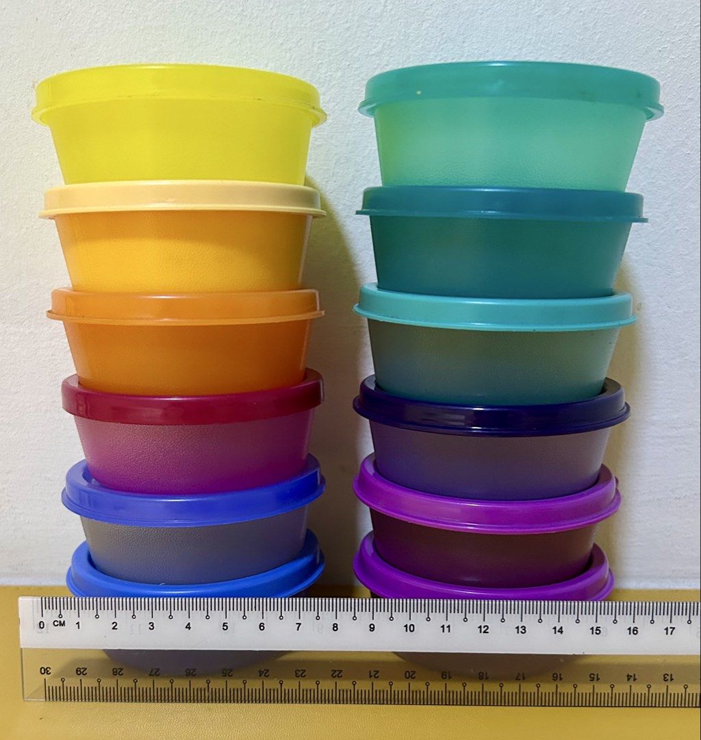 Tupperware Round Containers494578922118850562