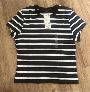 (Category: ) located in . Submitted by clothesrealm (Listing ID 1446421788, Image 1). Description: .