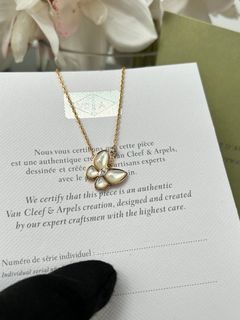 （分類：）位於 。 由 vca-jewelry 提交（商品編號 1446413124，圖片 1）。簡介： 。