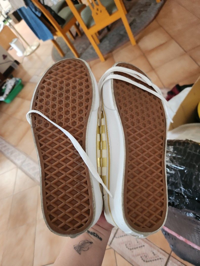 Vans Old Skool Checkerboard Suede Cream Gold (Category: Sneakers) located in Marikina City. Submitted by jinkyvlazo (Listing ID 1446537679, Image 2). Description: - Classic Vans Old Skool sneakers - Cream suede with gold checkerboard pattern - White laces and soles - Ideal for everyday wear - Iconic and stylish kicks bought in usa. size us womens 6.5. used maybe thrice only. stuck lang sa cabinet.