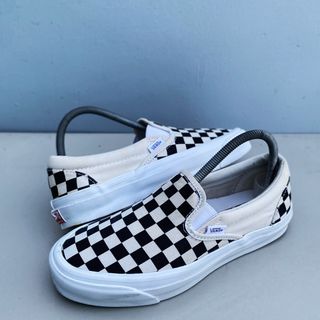 (Category: ) located in . Submitted by toasty.soles (Listing ID 1446471484, Image 1). Description: .