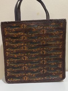 (Category: ) located in . Submitted by angelhouseoftreasures (Listing ID 1446486595, Image 1). Description: .