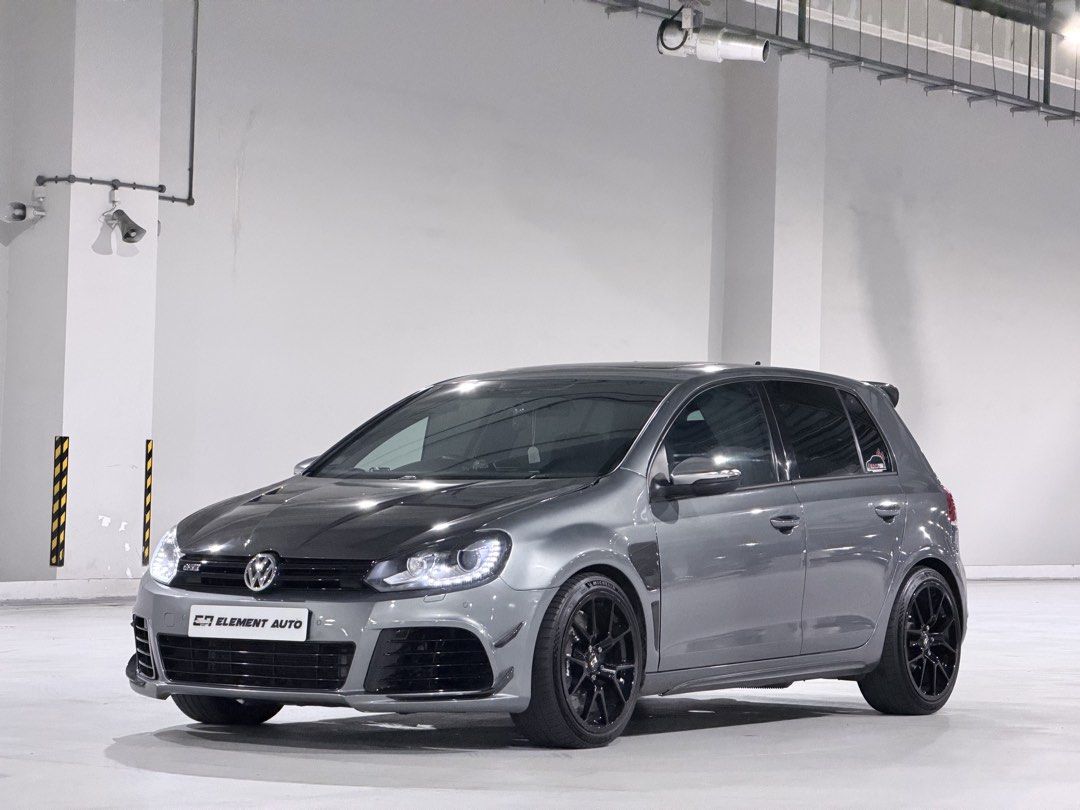Volkswagen Golf GTI 2.0 DSG 5dr (A) (Category: Used Cars) located in Singapore. Submitted by s0d4.w4t3r (Listing ID 1446514677, Image 2). Description: Selling a Volkswagen Golf GTI MK6. Grey exterior with black rims and carbon fiber hood. Sporty look with a rear spoiler. Great for driving enthusiasts. Contact me for more details..