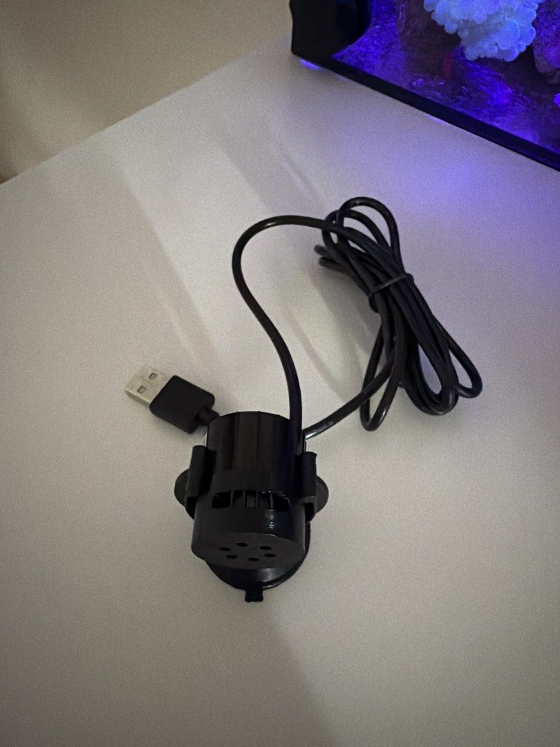Wave maker (Category: Homes & Other Pet Accessories) located in Kuala Lumpur. Submitted by wesleywong.onlineshop (Listing ID 1446360201, Image 1). Description: Mini wave maker For small tank Tried to use once only .