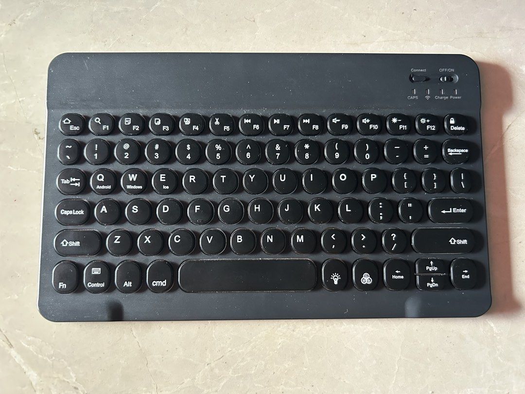 White and Black Bluetooth Keyboard for Tablet/Phone494781583663441922