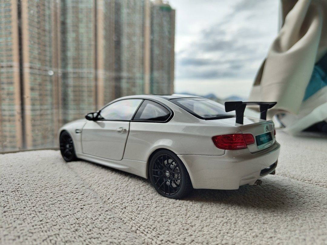 1:18 BMW M3 GTS （分類：汽車模型）位於 Hong Kong。 由 casualber 提交（商品編號 1446409351，圖片 3）。簡介： 1/18 BMW M3 GTS E92 Made by Kyosho Full openings Not Autoart Minichamps Spark GtSpirit Norev。