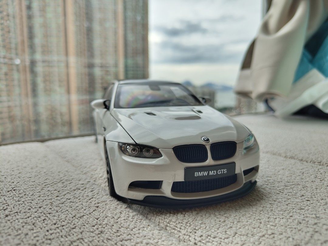 1:18 BMW M3 GTS （分類：汽車模型）位於 Hong Kong。 由 casualber 提交（商品編號 1446409351，圖片 2）。簡介： 1/18 BMW M3 GTS E92 Made by Kyosho Full openings Not Autoart Minichamps Spark GtSpirit Norev。
