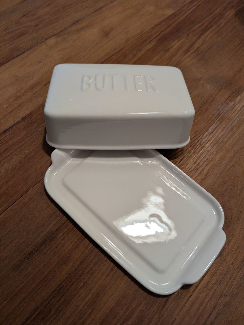 White Ceramic Butter Dish with Lid494451890345758721
