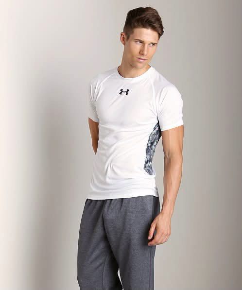 White HeatGear Short Sleeve (Category: Activewear) located in San Fernando. Submitted by wintersummerboutique (Listing ID 1446403200, Image 1). Description: Under Armour Compression Shirt Men’s White HeatGear Short Sleeve Xl on tag Width 19 Length 25 Excellent condition Pampanga.