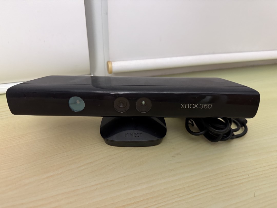 Xbox 360 Kinect sensor, Video Gaming, Gaming Accessories, Controllers ...