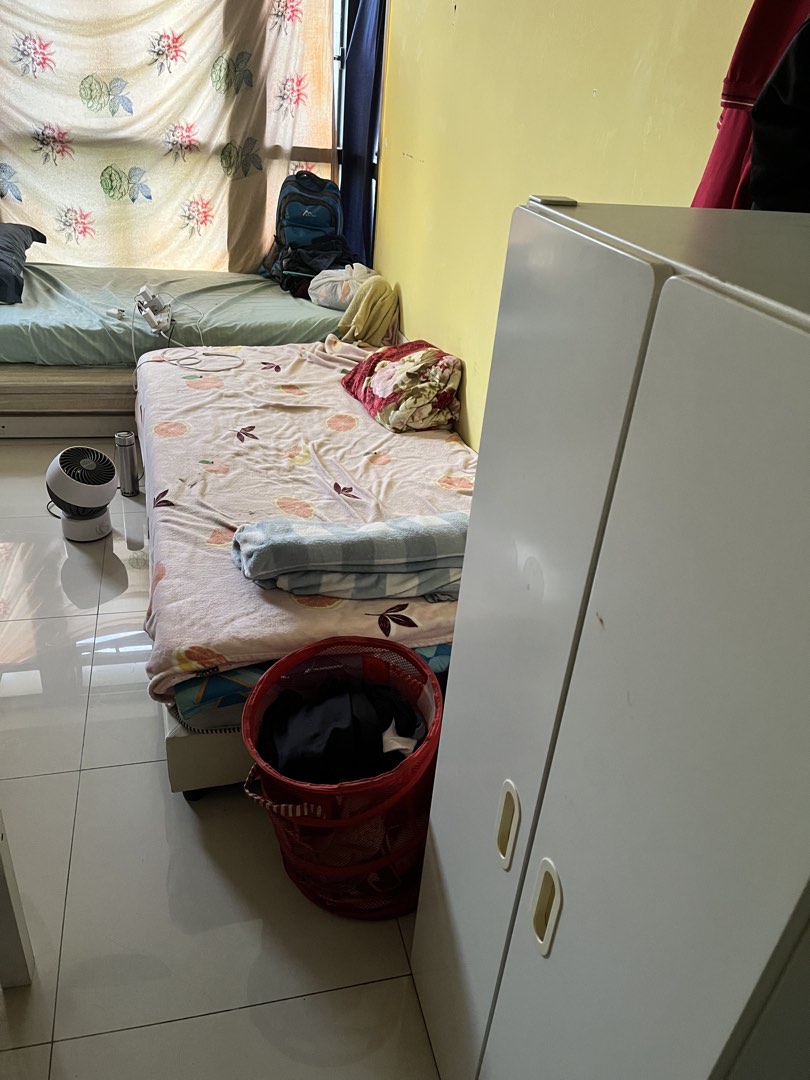 (Category: ) located in . Submitted by warehse (Listing ID 1293549148, Image 1). Description: .