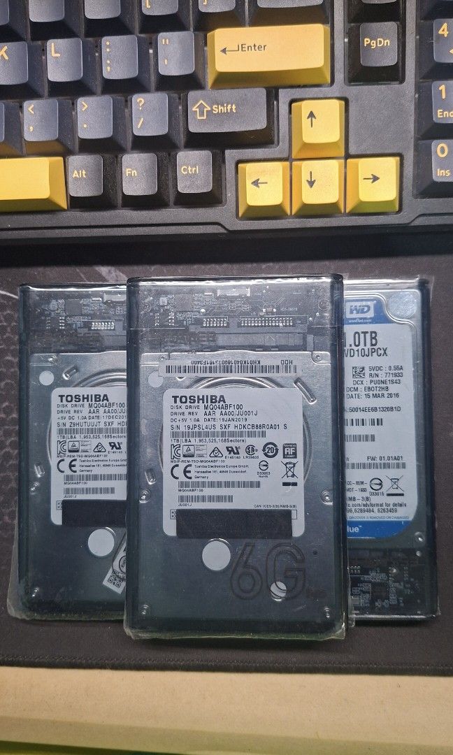 1tb External Hard Disk Usb 3.0 Cable (Category: Hard Disks & Thumbdrives) located in Pasig City. Submitted by masterkevinkarl (Listing ID 1446674161, Image 1). Description: 1tb External Hard Disk Usb 3.0 Cable Used 1tb Drives 100% Health Assorted Brand Essager Transparent USB 3.0 Cable Also available 500gb = 700 pesos Pickup or Lalamove, Cainta.