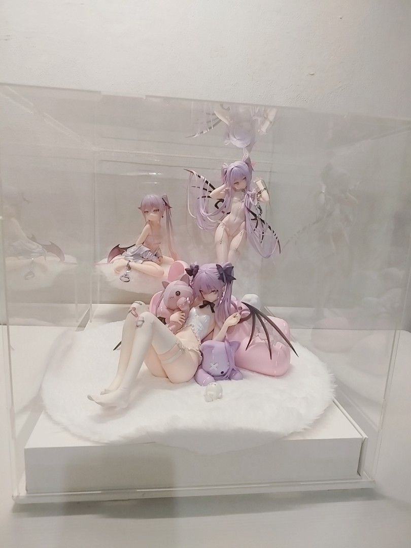Acrylic Display Case Box for Figures (Category: Storage Boxes & Baskets) located in Manila. Submitted by anythinggoesshop (Listing ID 1446628018, Image 3). Description: - Clear acrylic display case - Dimensions: 40cm (L) x 30cm (W) x 30cm (H) - Ideal for showcasing collectibles, figures, and models - white base - Easy to assemble selling low due to dented base, some broken edges due to shipping from overseas (china), acrylic case still have films