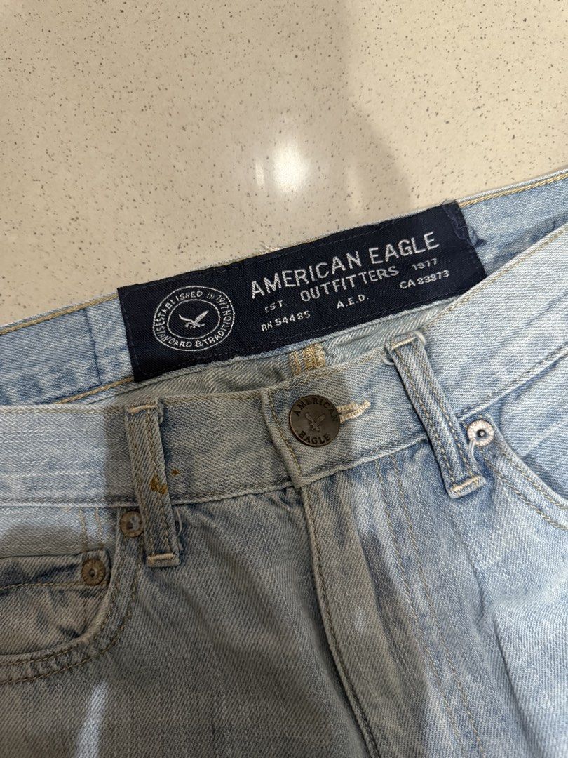 4 jeans (bundle) (Category: Jeans) located in Quezon City. Submitted by clazzystudio (Listing ID 1446662974, Image 3). Description: 4 pcs for only 699 Sold as set.
