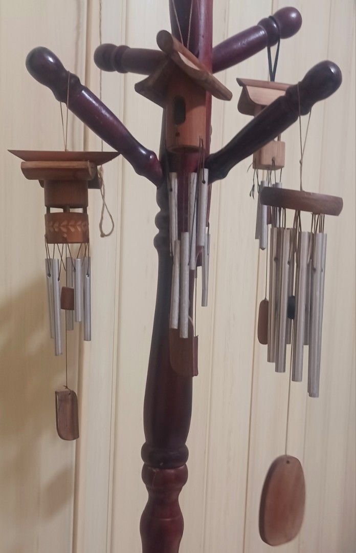 5 pcs. Wind Chime Collection Set (Category: Other Home Decor) located in Quezon City. Submitted by wjmae (Listing ID 1446049839, Image 3). Description: Beautiful decor bundle – ready to hang and display right away! ✅ WHAT YOU GET: - Set of 5 Unique Wind Chimes: • 1 – Classic wide‑top wooden cap style with long silver‑tone tubes • 1 – Pagoda‑style carved wood top with floral inlay detail • 2 – Cute little birdhouse‑shaped top • 1 – Cylinder style 