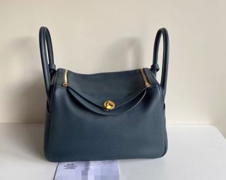 （分類：）位於 。 由 bellize.luxury 提交（商品編號 1446710047，圖片 1）。簡介： 。