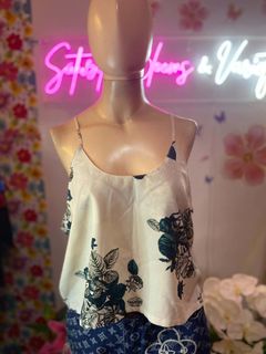 (Category: ) located in . Submitted by shopyourstyleph (Listing ID 1446717677, Image 1). Description: .