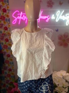 (Category: ) located in . Submitted by shopyourstyleph (Listing ID 1446717863, Image 1). Description: .