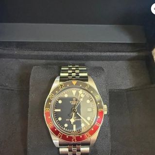 (Category: ) located in . Submitted by buyingrolexcash (Listing ID 1446609755, Image 1). Description: .