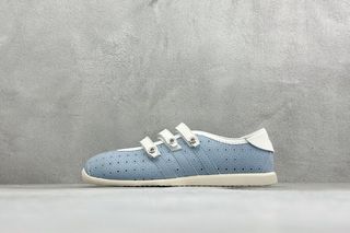 (Category: ) located in . Submitted by khai.uasneakers (Listing ID 1446662637, Image 1). Description: .