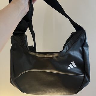 （分類：）位於 。 由 stillsleeping.yuu 提交（商品編號 1446643836，圖片 1）。簡介： 。