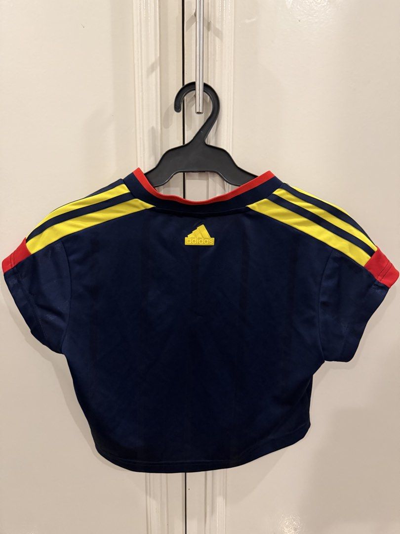 Adidas Sportswear Cropped Top (Category: Shirts) located in Quezon City. Submitted by rmsells (Listing ID 1446694789, Image 2). Description: - used only twice - bought from Urban Outfitters in US.