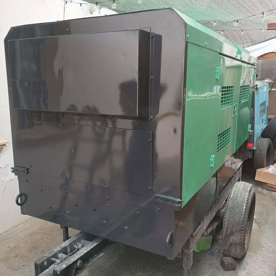 Air Compressor PDS390 (Category: Construction Tools & Equipment) located in Cavite. Submitted by ed_012 (Listing ID 1446578549, Image 2). Description: Model: PDS390SC (Light Blue - Dry Air Series) Air delivery: 11.3 m3/min Work. Pressure: 7 Bar / 102 psi Engine: Isuzu 4BG1 Type: Direct Injection, Turbo Charged, Intercool Dimensions: (L x W x H) 3060 x 1525 x 1760 mm Weight: 2400 kg (wet) Running hours: 7,325 hrs.