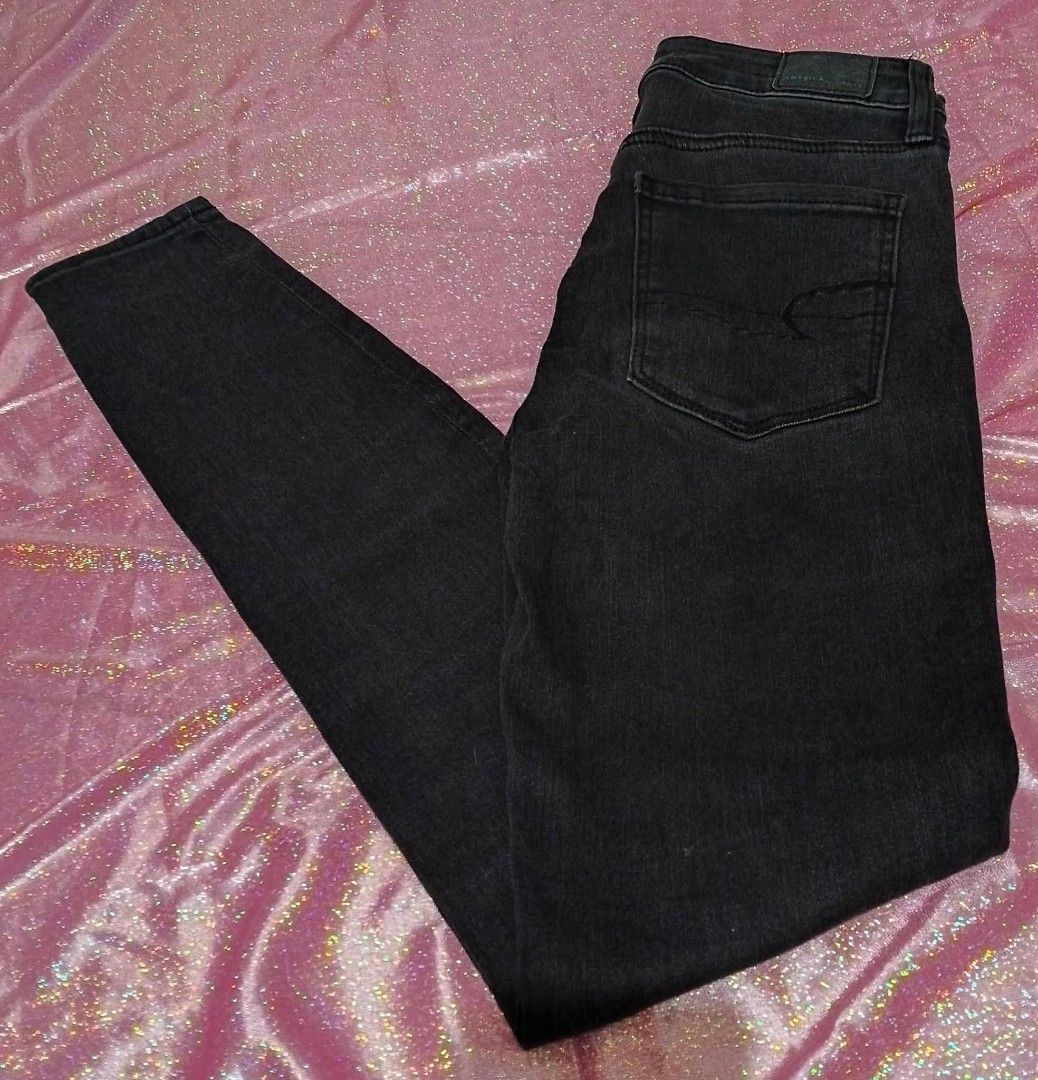American Eagle Hi - Rise Jeggings (Category: Jeans) located in Cagayan de Oro. Submitted by cupkates83 (Listing ID 1446709525, Image 1). Description: American Eagle Hi - Rise Jegging Next Level Stretch Black Size : 2 ( 25 - 26 ) In very good condition Php 1200.