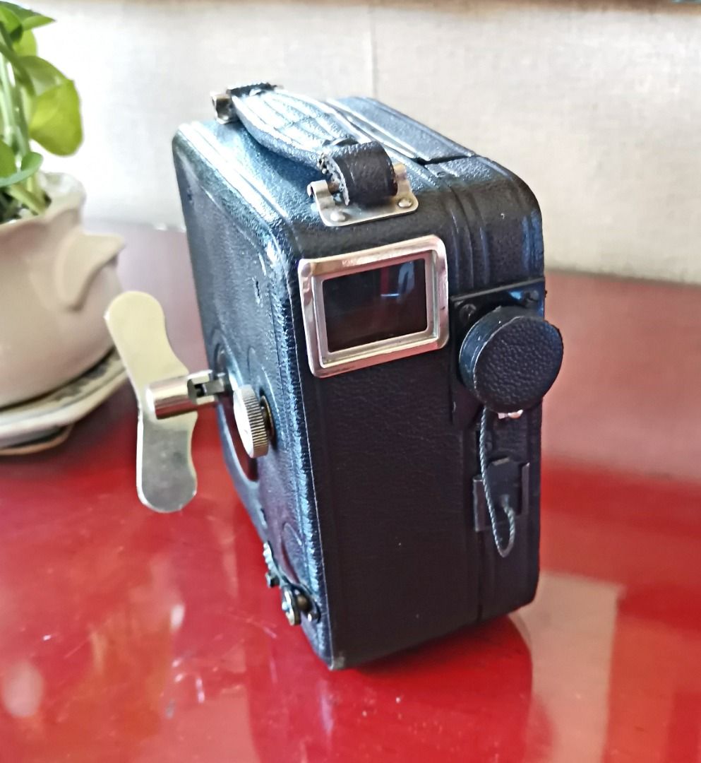 Antique-Pathe France- Baby-Cine-Motocamera Movie Camera - Great Nostalgic Decor (Category: Vintage Collectibles) located in Tanjung Bungah. Submitted by d.vintagecorner (Listing ID 1446674070, Image 1). Description: Available for viewing/self collection/cod at Tanjong Bungah Penang. Free shipping within West Malaysia only. Please view my other stuff at the following link: https://www.carousell.com.my/u/d.vintagecorner/ An old 9.5mm movie camera b